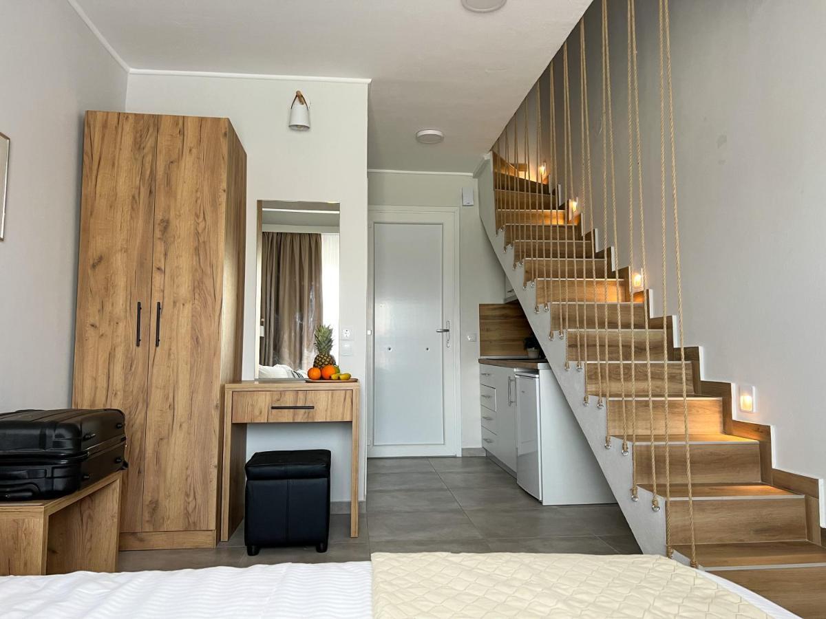 Sithon Diamond Suites Nikiti  Esterno foto