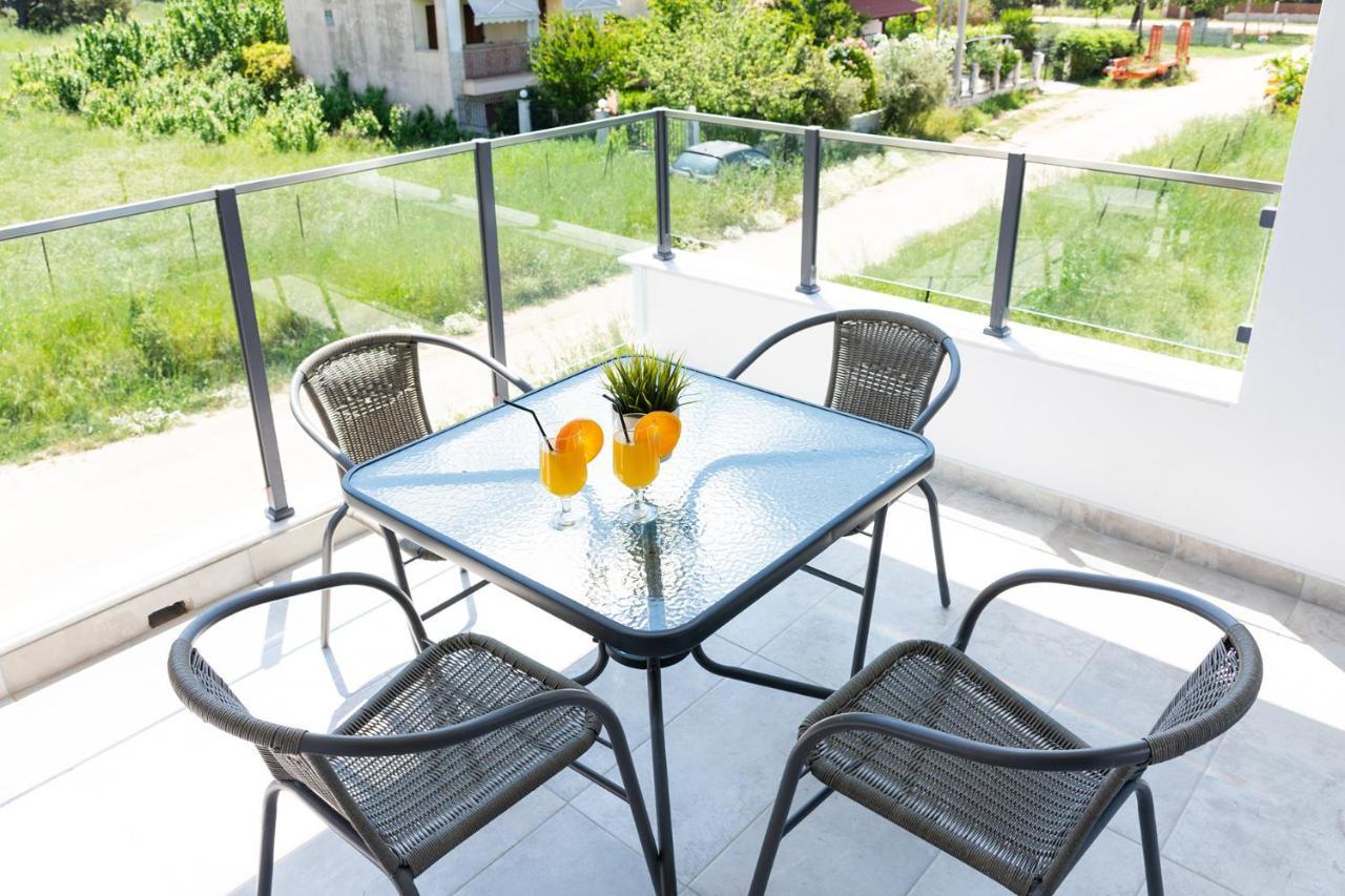 Sithon Diamond Suites Nikiti  Esterno foto