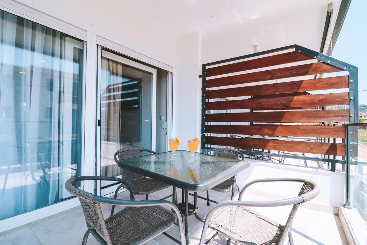 Sithon Diamond Suites Nikiti  Esterno foto